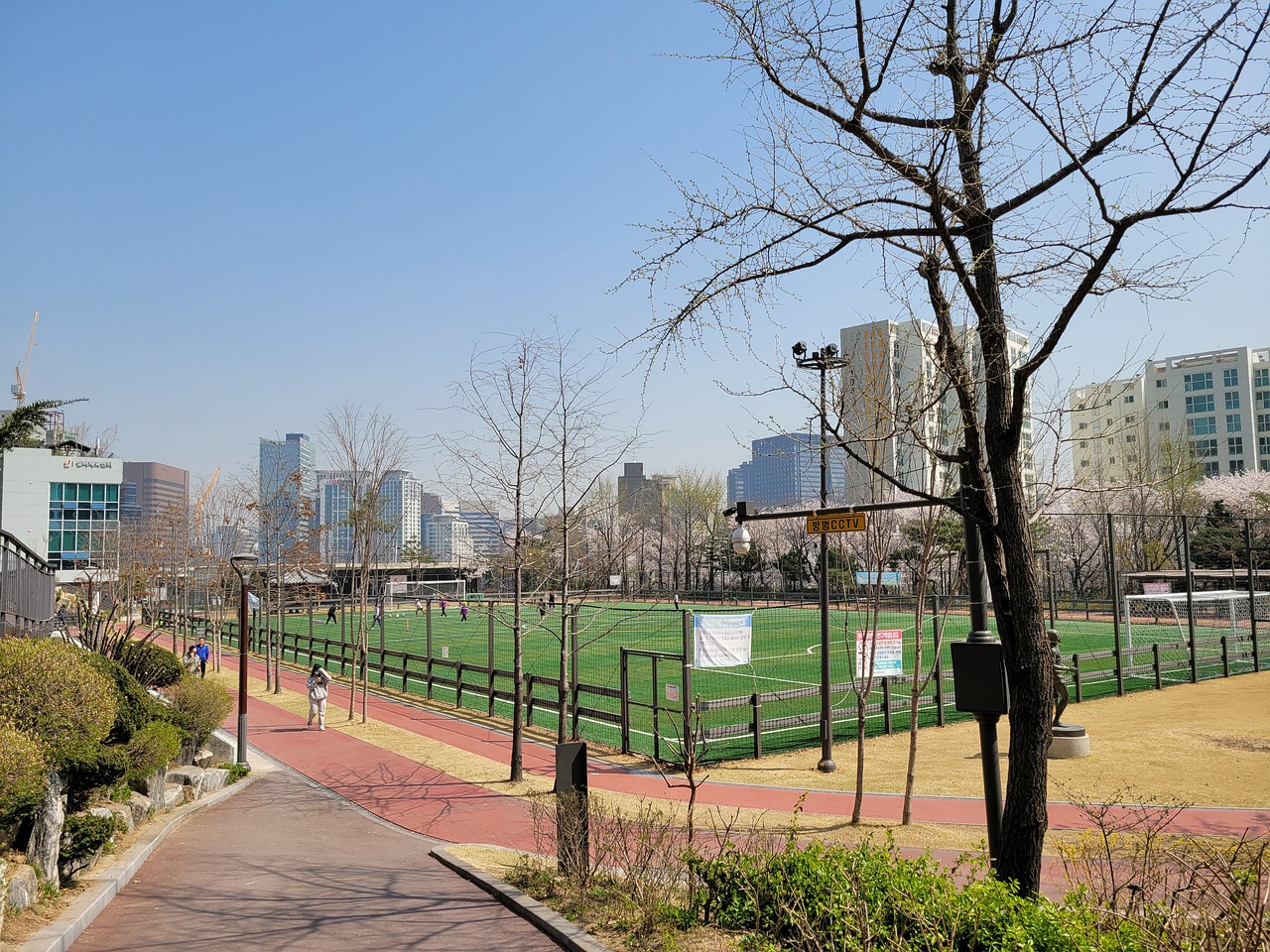 对中小学生