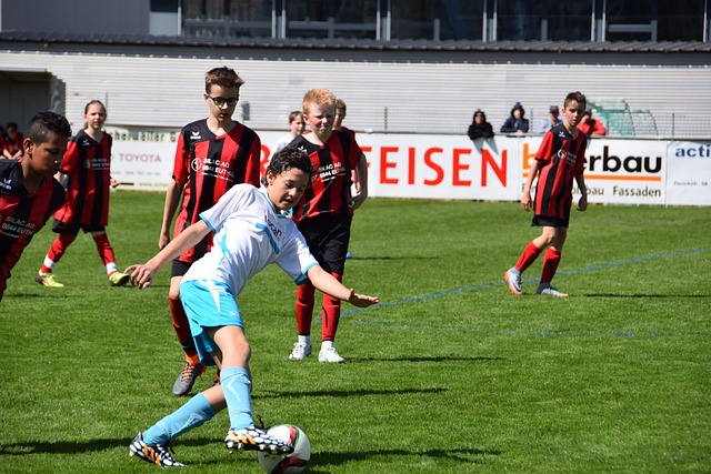 借助与队友 借助与队友